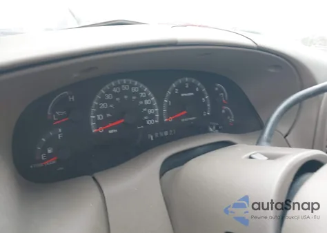 2000 Ford Expedition Eddie Bauer from USA, damaged, VIN 1FMRU17L9YLB17776